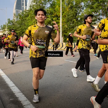 Runner Photo 6703443