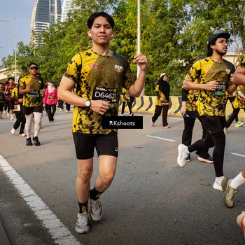 Runner Photo 6703449