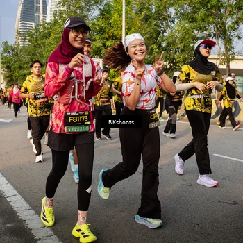 Runner Photo 6703456