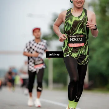 Runner Photo 6703505