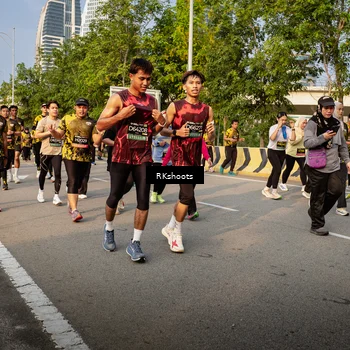 Runner Photo 6703519