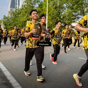 Runner Photo 6703563