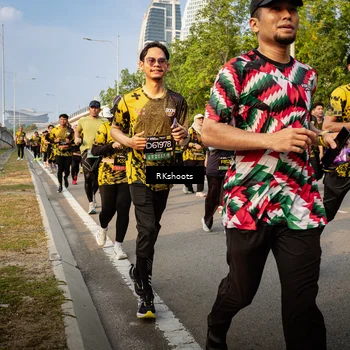 Runner Photo 6703624