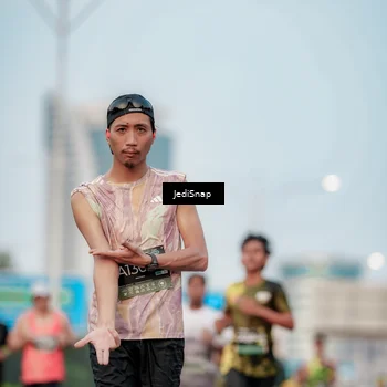 Runner Photo 6703651