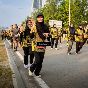 Runner Photo 6703660