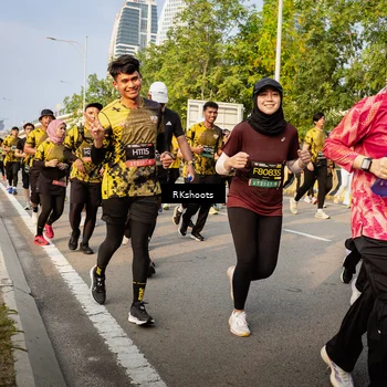 Runner Photo 6703661