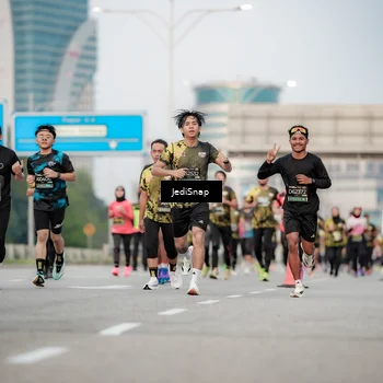 Runner Photo 6703748
