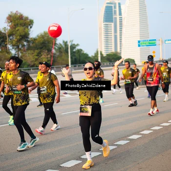 Runner Photo 6703764