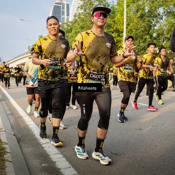 Runner Photo 6703770