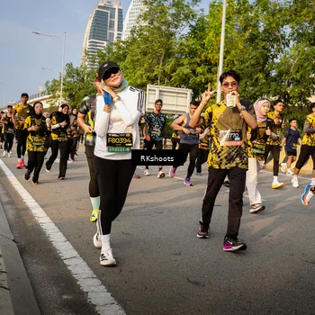 Runner Photo 6703775