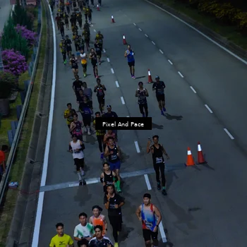 Runner Photo 6703800