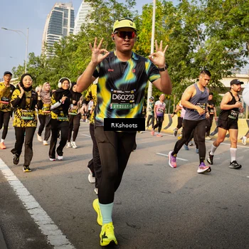 Runner Photo 6703834