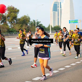Runner Photo 6703879