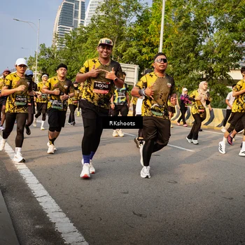 Runner Photo 6703935