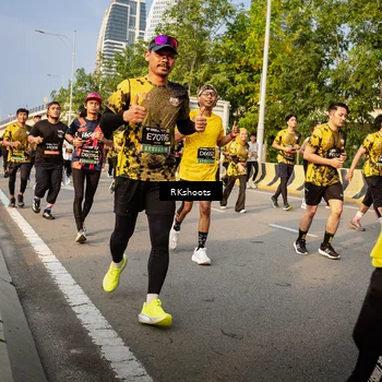 Runner Photo 6703963