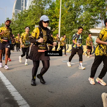 Runner Photo 6703975