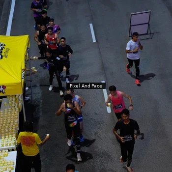 Runner Photo 6703983