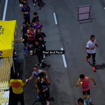 Runner Photo 6703985