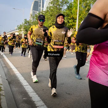 Runner Photo 6704003