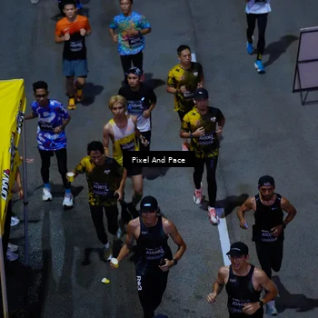 Runner Photo 6704008