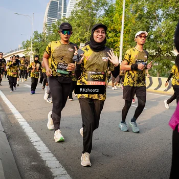 Runner Photo 6704010