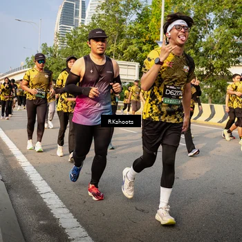 Runner Photo 6704042