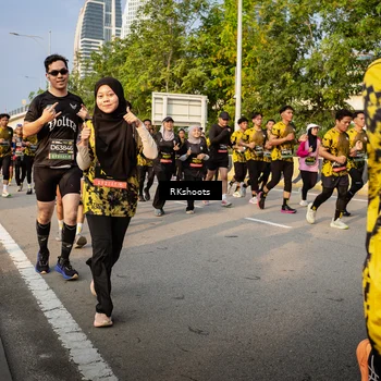 Runner Photo 6704058