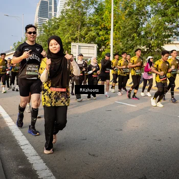 Runner Photo 6704063