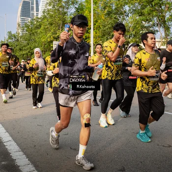 Runner Photo 6704100