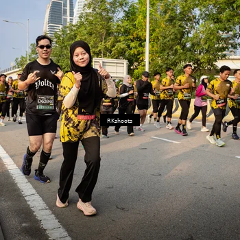 Runner Photo 6704109