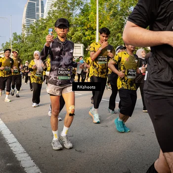 Runner Photo 6704115