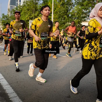 Runner Photo 6704119