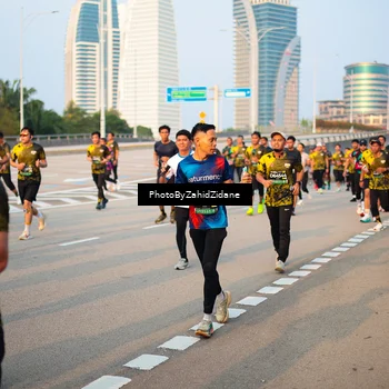 Runner Photo 6704133