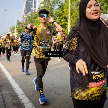 Runner Photo 6704168