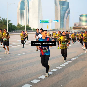 Runner Photo 6704177