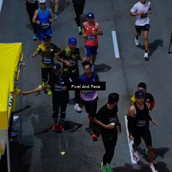Runner Photo 6704194