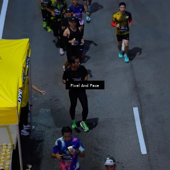 Runner Photo 6704196
