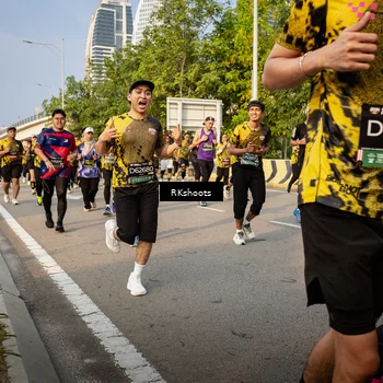 Runner Photo 6704208