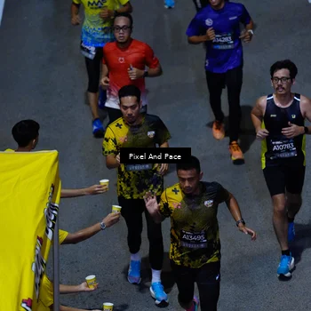 Runner Photo 6704239