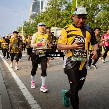 Runner Photo 6704249