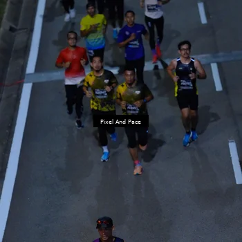 Runner Photo 6704256