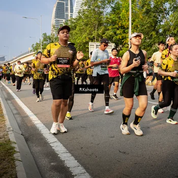 Runner Photo 6704272