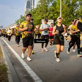Runner Photo 6704289