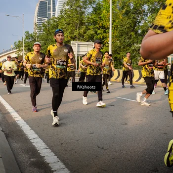 Runner Photo 6704300