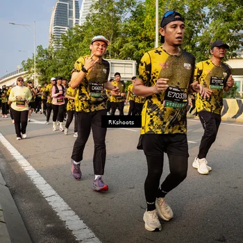 Runner Photo 6704301