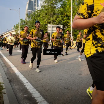 Runner Photo 6704324
