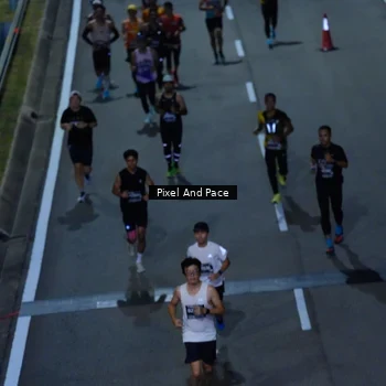 Runner Photo 6704353