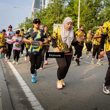 Runner Photo 6704355