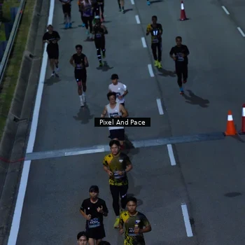 Runner Photo 6704363