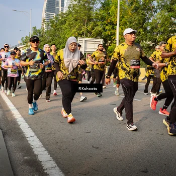 Runner Photo 6704367